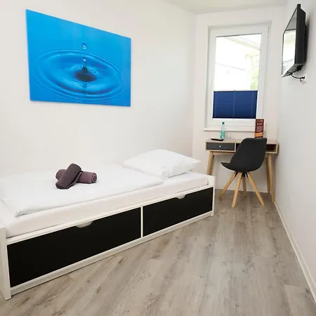 Bed & Breakfast Shipyard Gaestehaus Fuer Geschaeftsreisende Und Monteure An Der Elsflether Werft Und Trainingcenter Heinemann Solutions Gmbh *