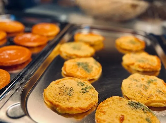 Shipyard Für Geschäftsreisende Und Monteure An Der Elsflether Werft Und Trainingcenter Heinemann Solutions Gmbh Frühstückspension Elsfleth